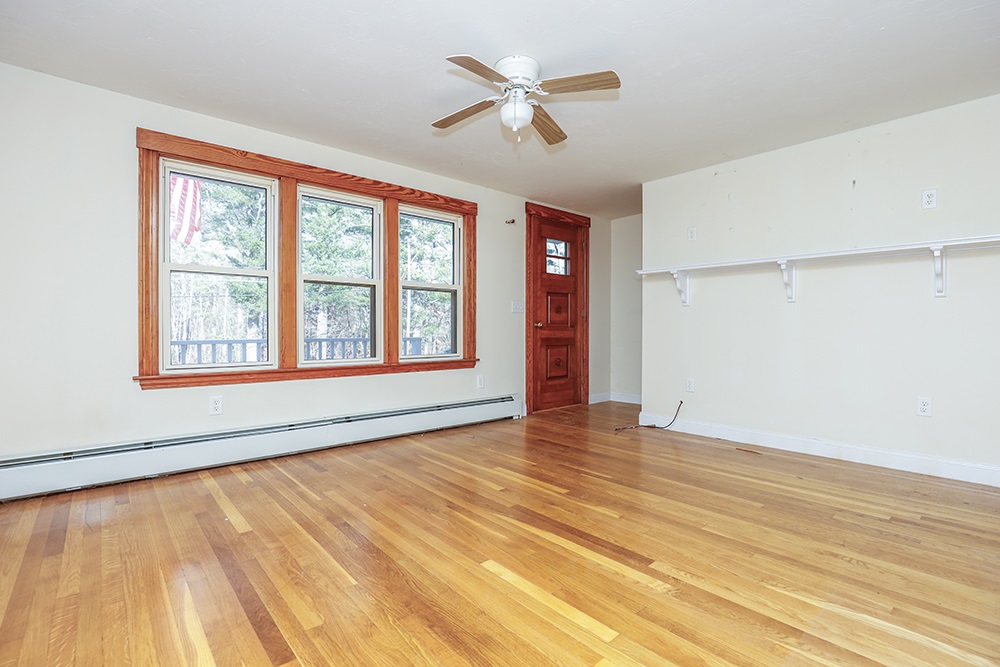 60 Old Gage Hill Road Pelham, NH 03076 - Photo 8 of 25 Gallery Image 8