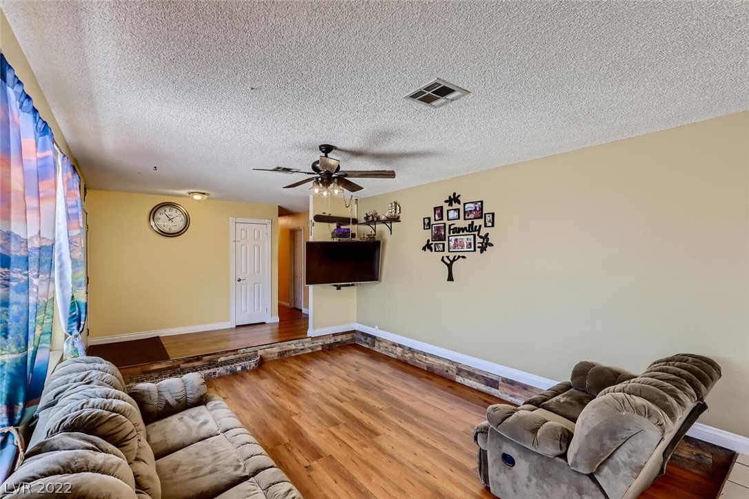 1891 Randa Lane Las Vegas, NV 89104 - Photo 11 of 49 Gallery Image 11