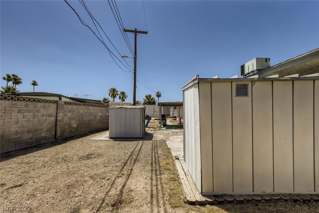1891 Randa Lane Las Vegas, NV 89104 - Photo 40 of 49 Gallery Image 40