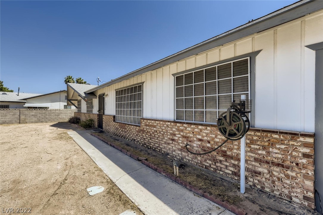 1891 Randa Lane Las Vegas, NV 89104 - Photo 7 of 49 Gallery Image 7