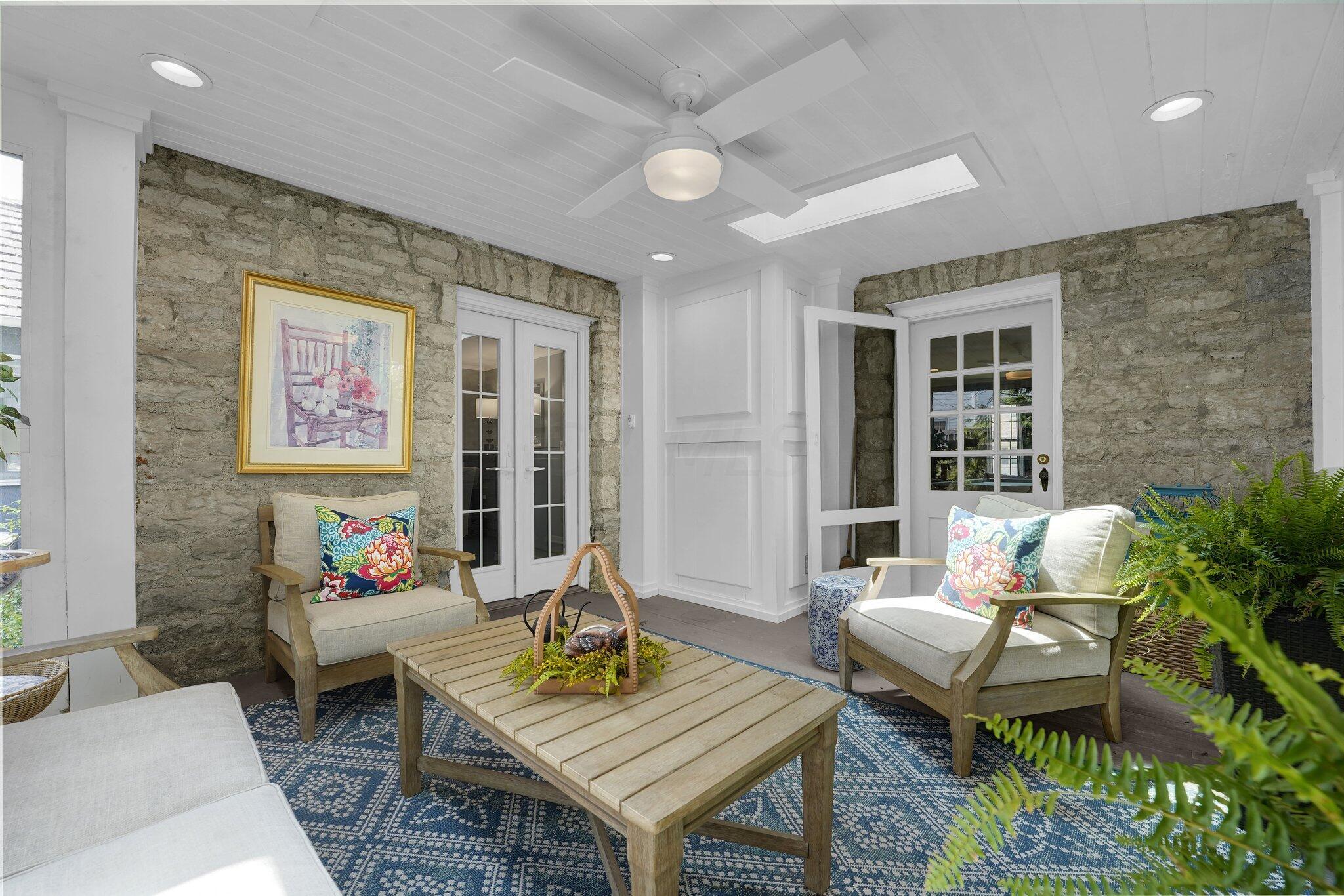 2500 Henthorn Road Upper Arlington, OH 43221 - Photo 41 of 55 Porch
