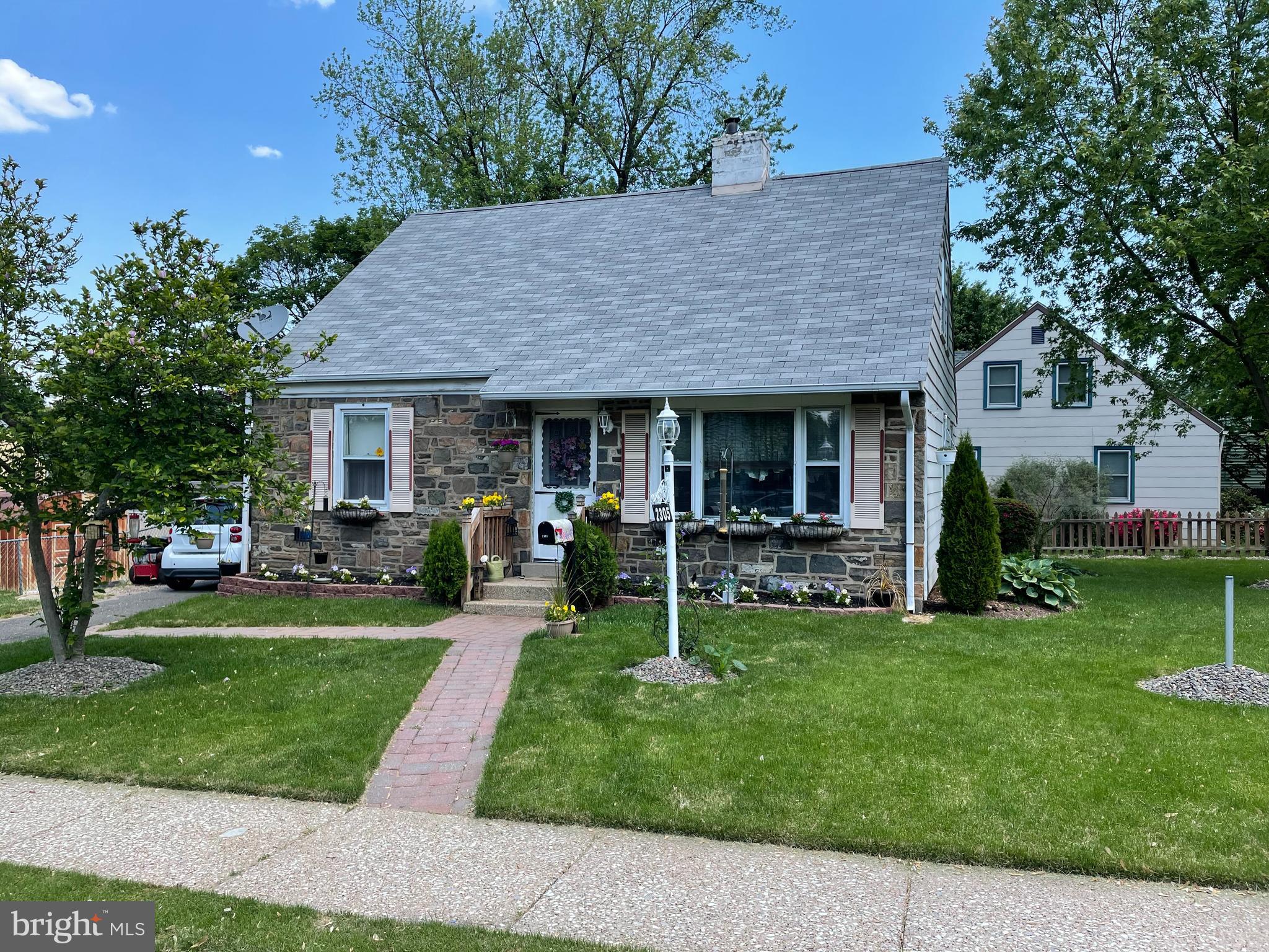 2305 Romig Road Abington, PA 19001 - Photo 2 of 18 Gallery Image 2