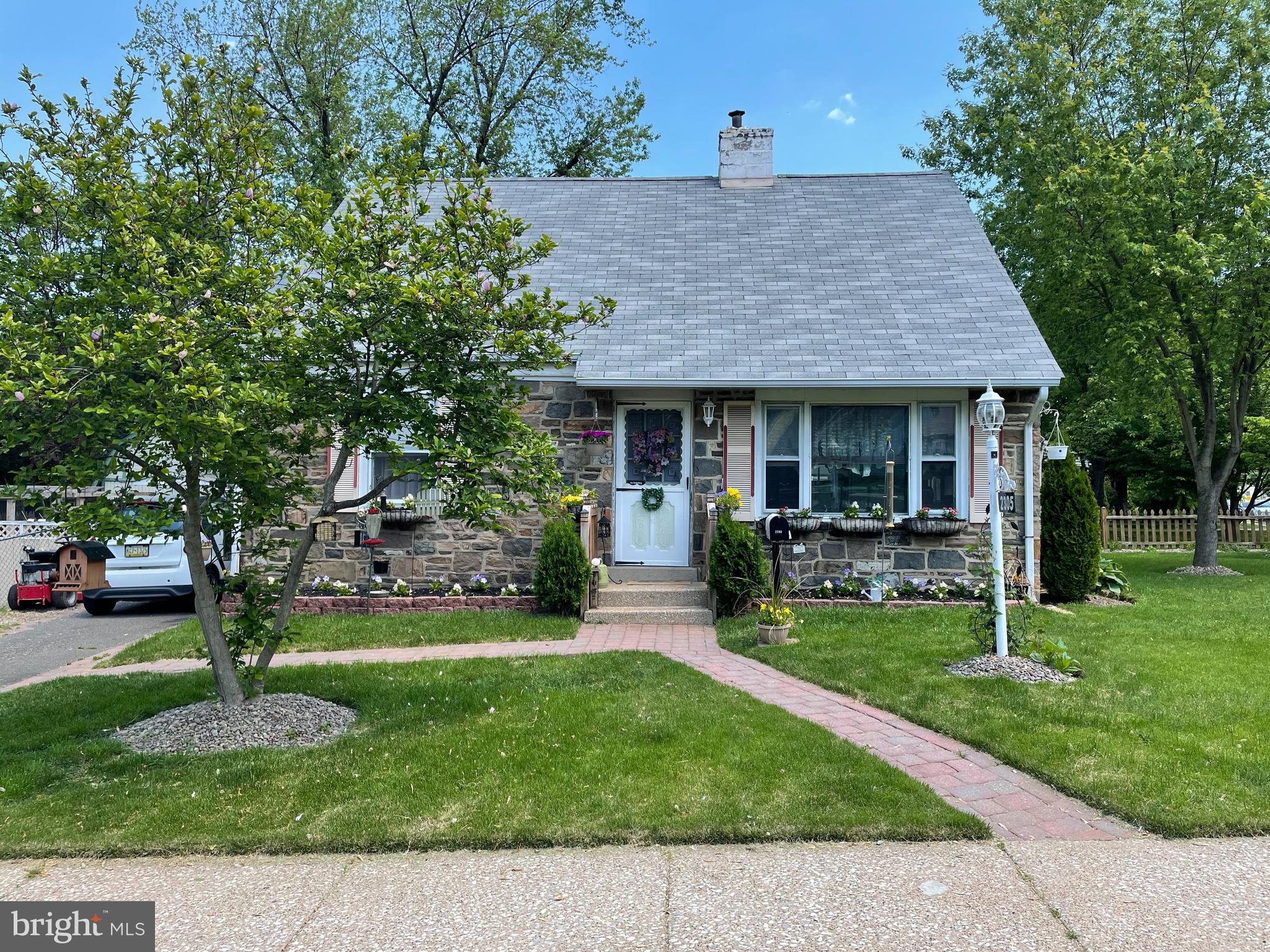 2305 Romig Road Abington, PA 19001 - Photo 3 of 18 Gallery Image 3