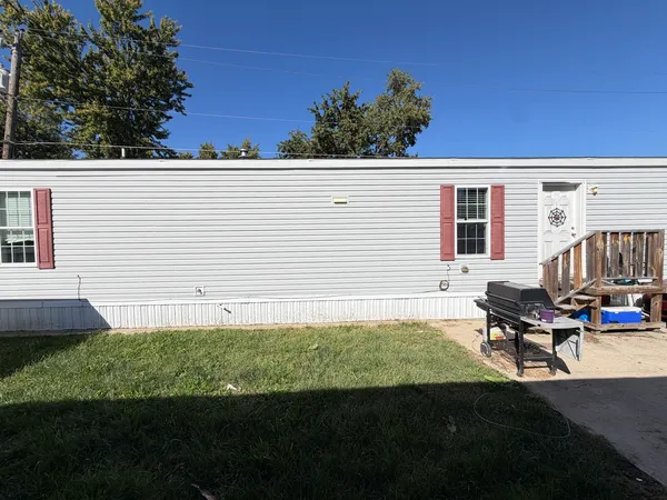 $49,900 | 407 4th Street, Bloomington, IL 61704