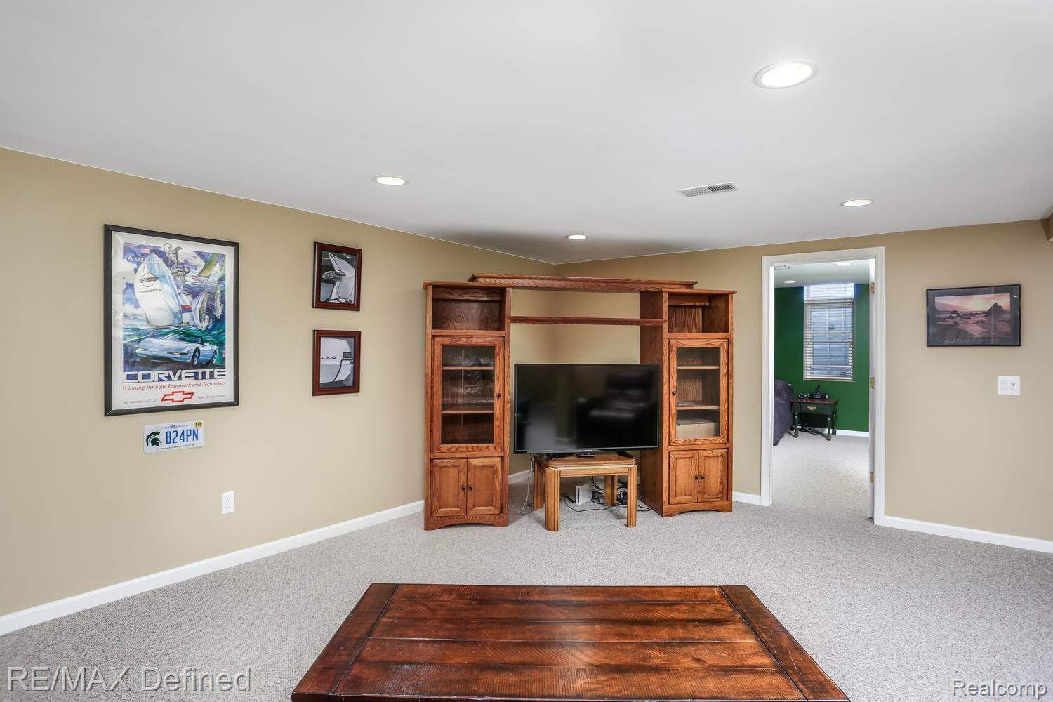 3818 Red Root Road Lake Orion, MI 48360 - Photo 35 of 41 3818 Red Root Rd Orion charter-large-022-21-3818 Red Root Road Orion-1500x1000-72dpi.jpg