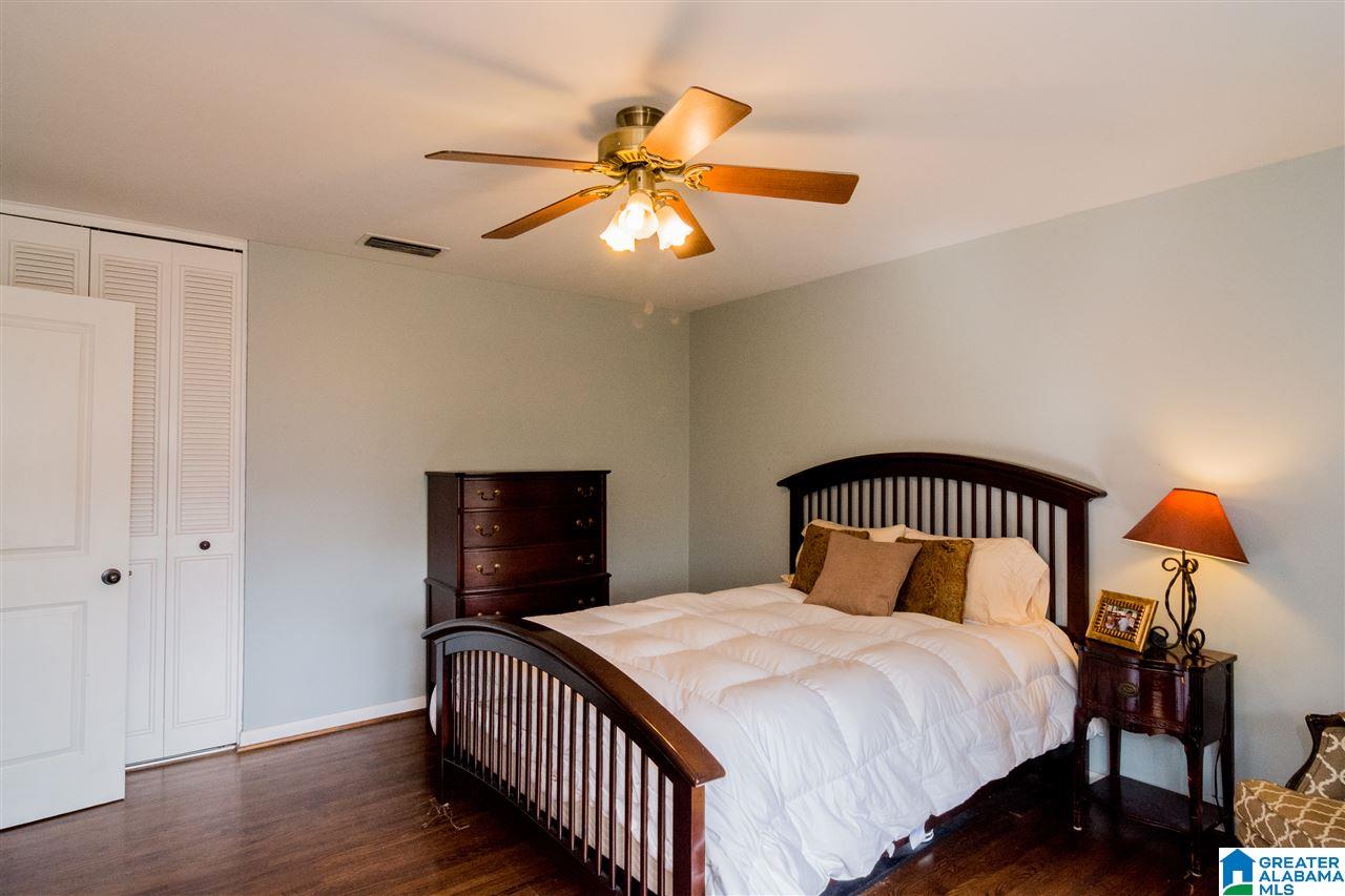 3657 Crestside Road Birmingham, AL 35223 - Photo 18 of 31