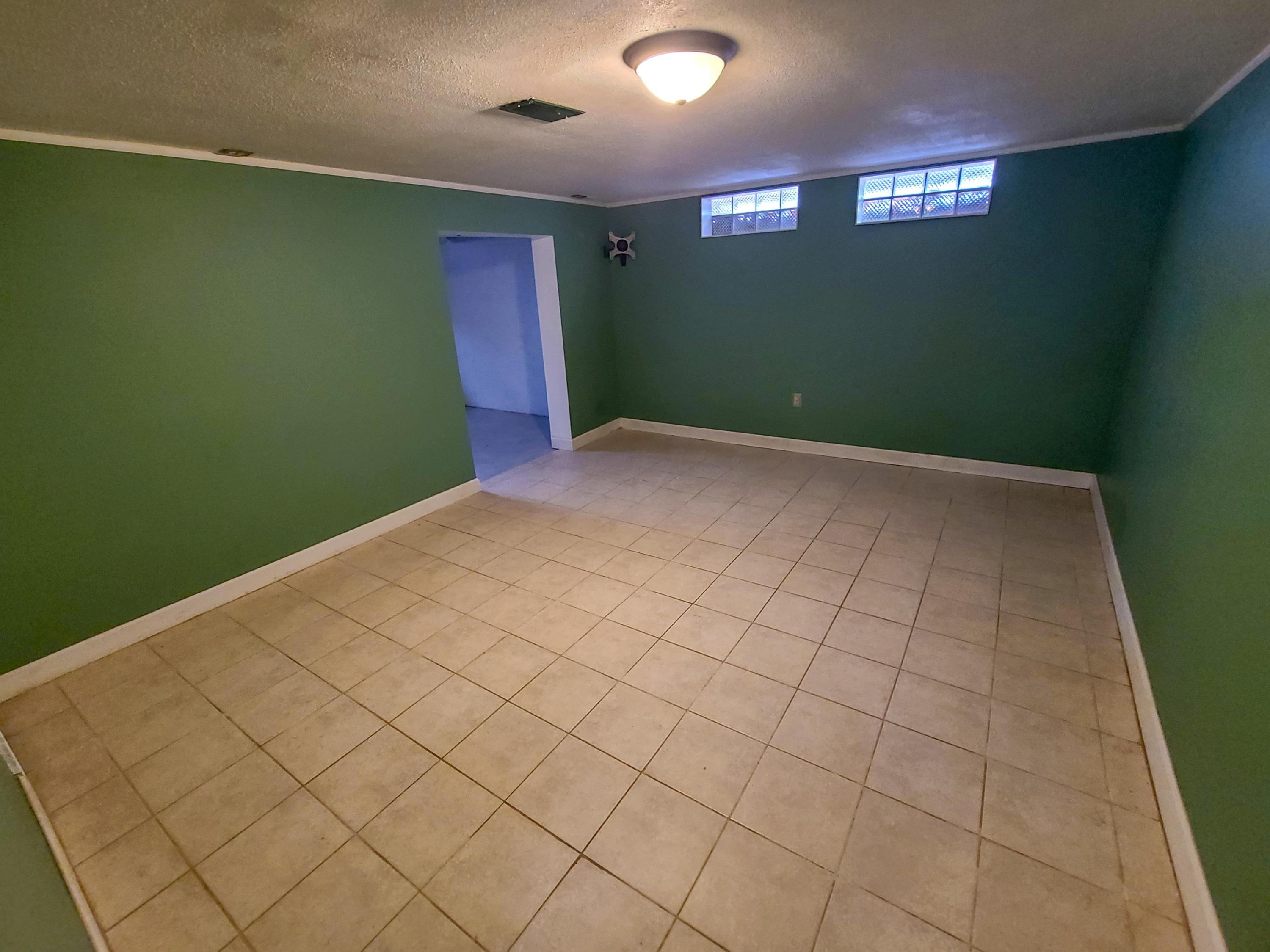 4424 Densmore Road Columbus, OH 43224 - Photo 18 of 19 Gallery Image 18