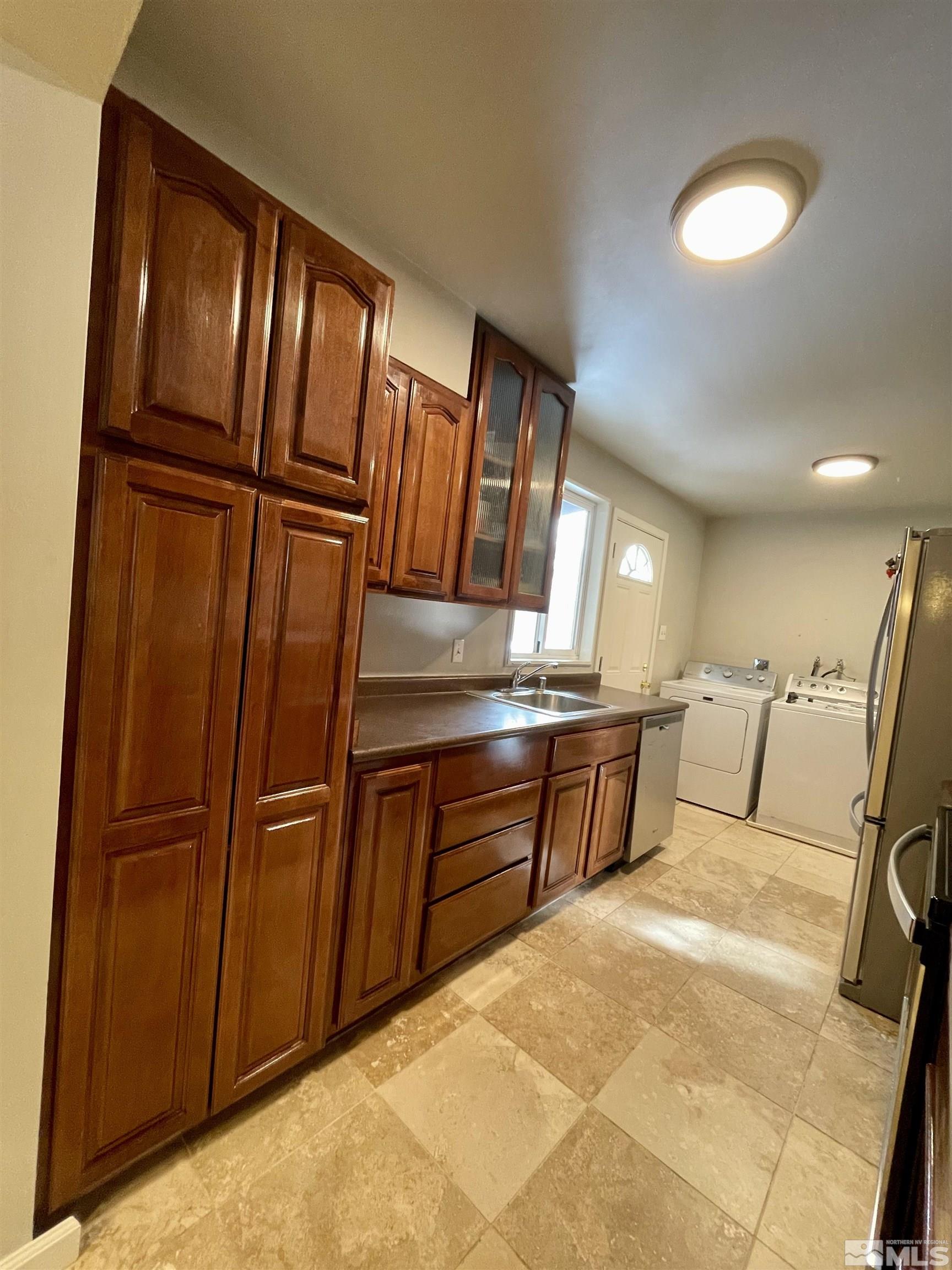 11301 Andes Street Reno, NV 89506 - Photo 4 of 11 Photo 4