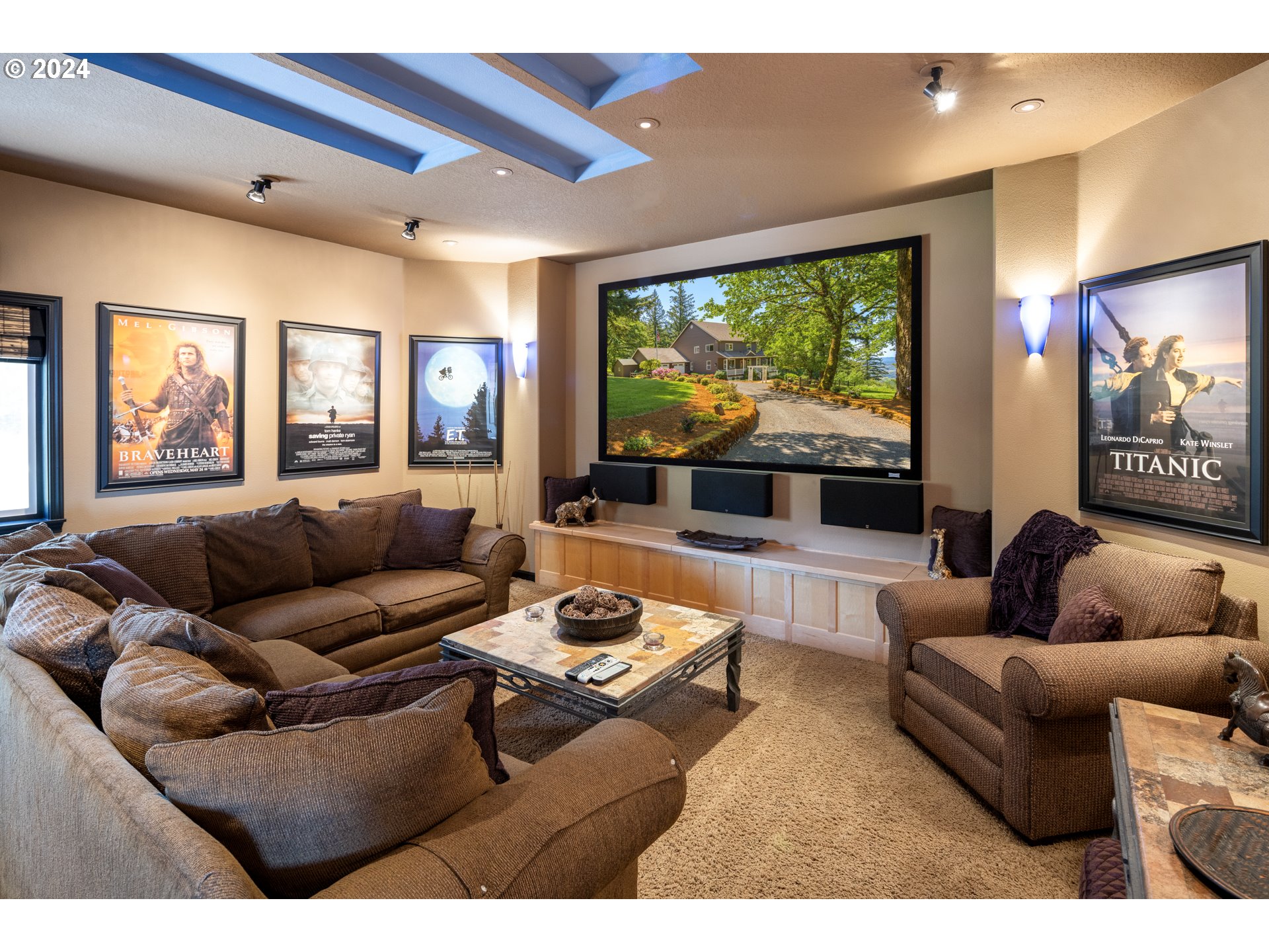 19100 Southwest Finnigan Hill Road Newberg, OR 97132 - Photo 21 of 48 a living room with furniture and a large window