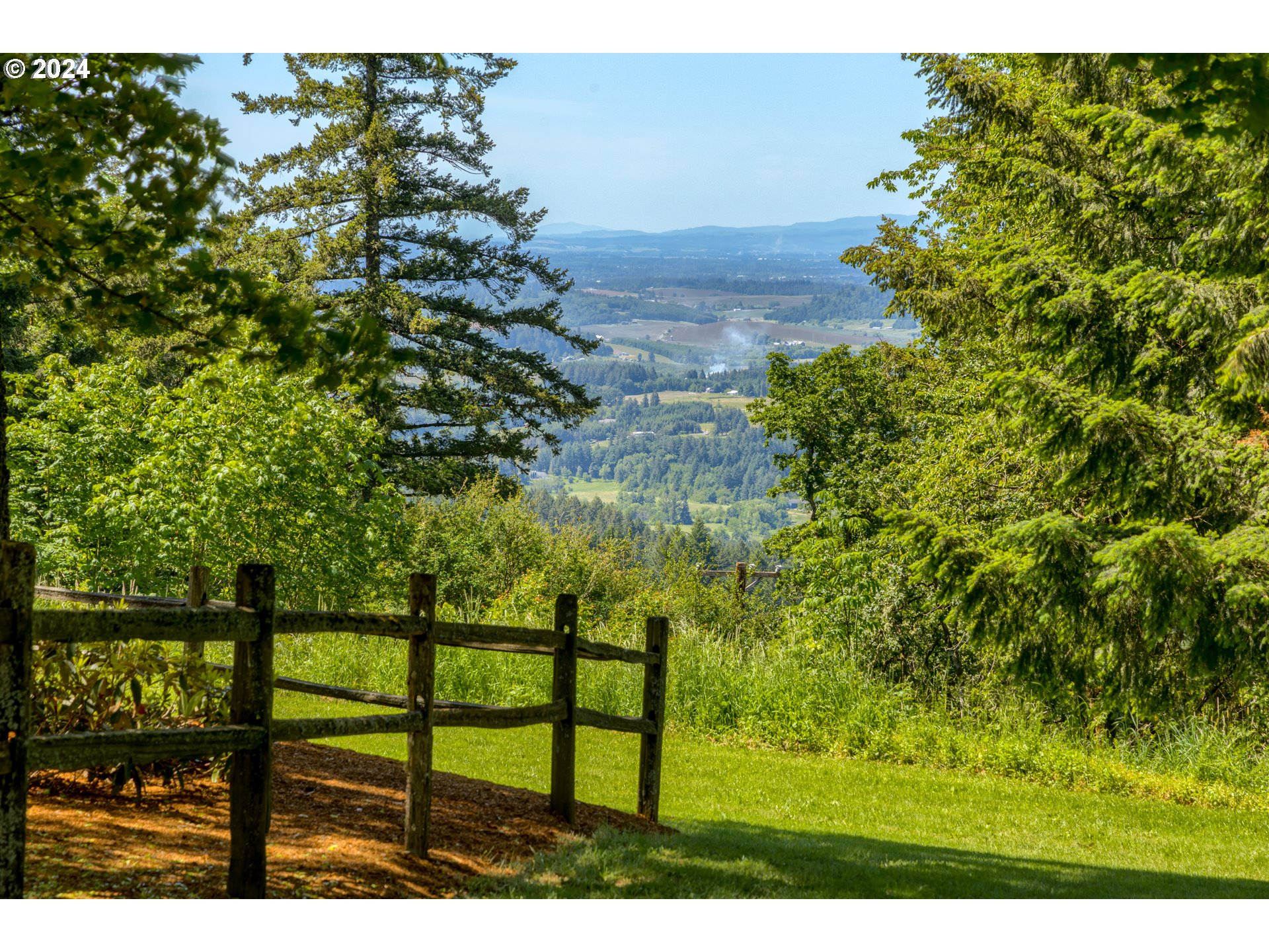 19100 Southwest Finnigan Hill Road Newberg, OR 97132 - Photo 39 of 48