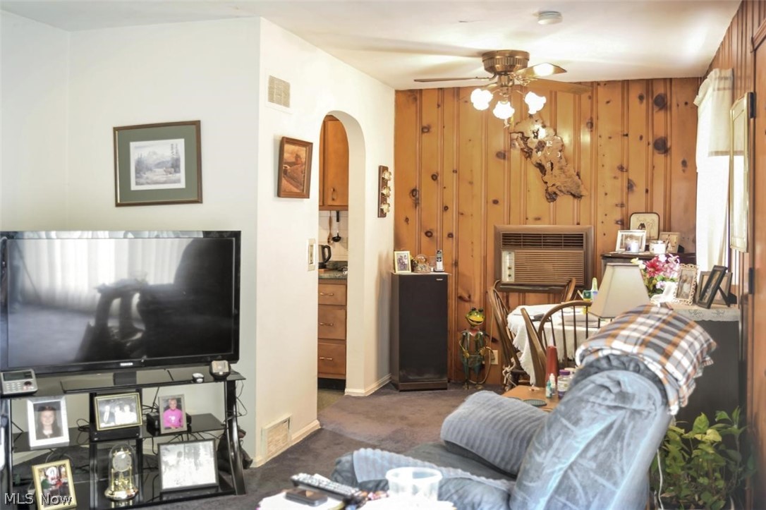 1279 Bennett Road Madison, OH 44057 - Photo 15 of 29