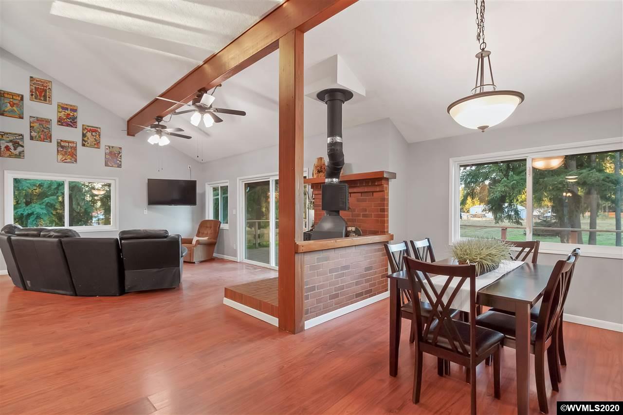 6691 Macleay Road Southeast Salem, OR 97317 - Photo 11 of 38 Gallery Image 11