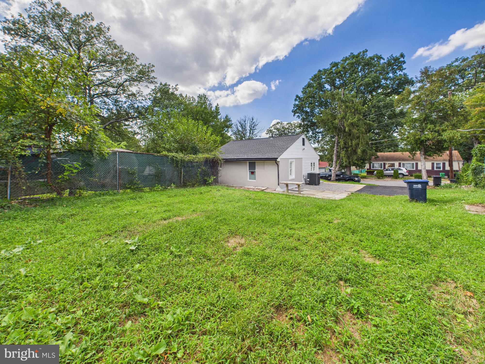 944 Balboa Avenue Capitol Heights, MD 20743 - Photo 40 of 49 a house view with swimming pool and sitting space