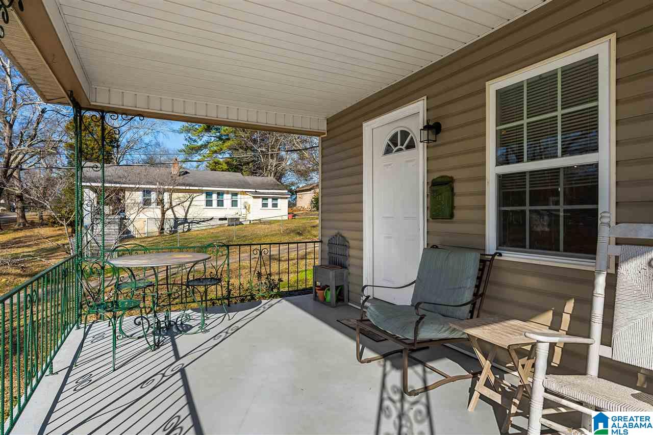 131 Wickstead Road Bessemer, AL 35023 - Photo 5 of 26