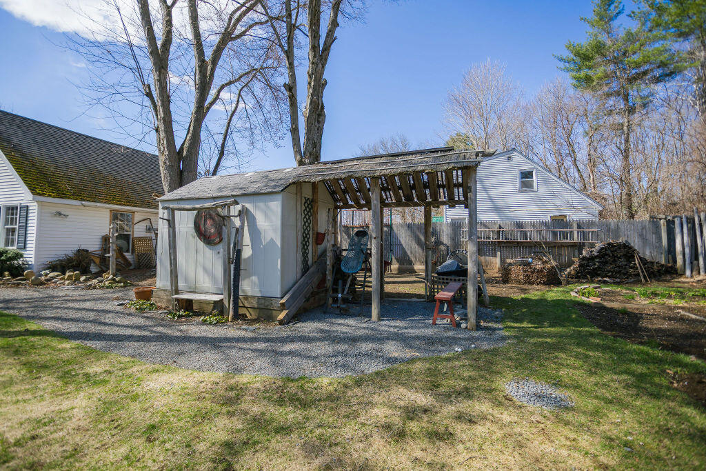140 Maple Avenue Farmington, ME 04938 - Photo 48 of 63 taylor-kaminsky-photo-45