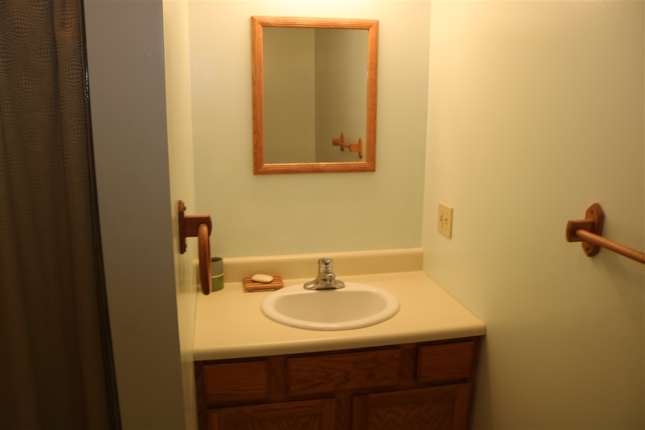 1776 Stowell Road Thetford, VT 05075 - Photo 14 of 29