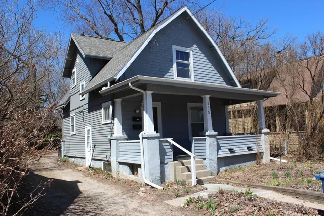 $420,000 | 215 Bucholz Court, Ann Arbor, MI 48103