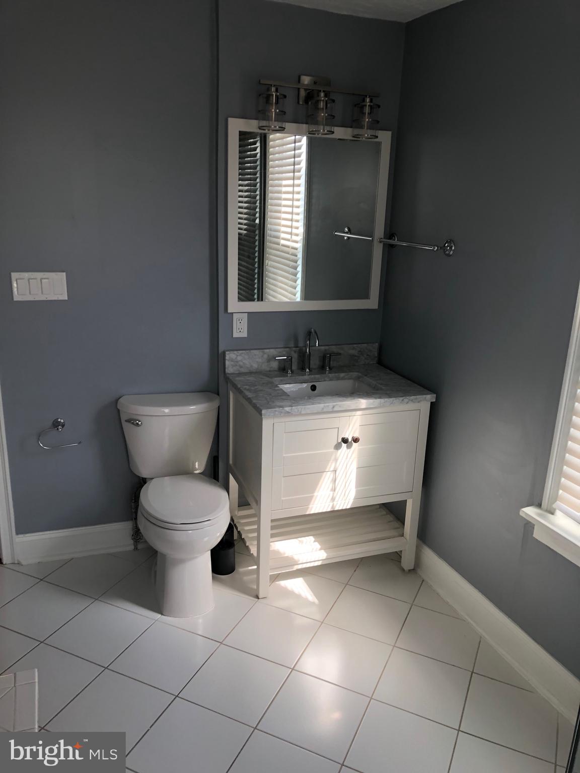 4850 Smick Street Philadelphia, PA 19127 - Photo 19 of 37 Bathroom
