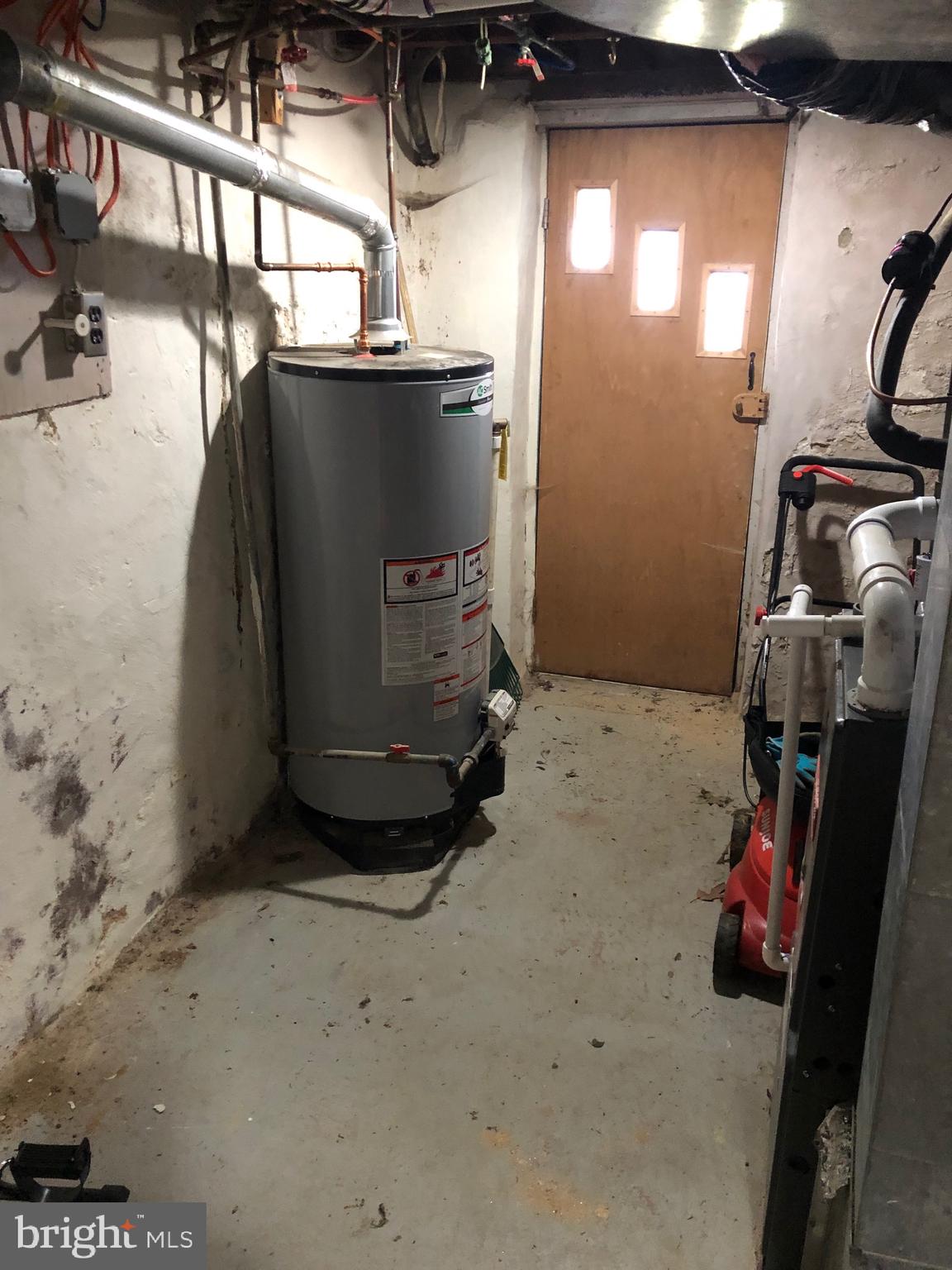 4850 Smick Street Philadelphia, PA 19127 - Photo 23 of 37 Utility Room/ Door to Backyard