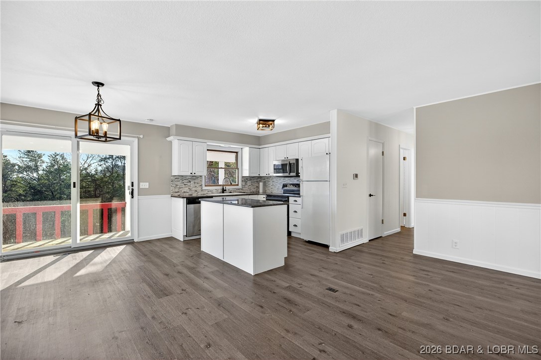 43 Good Neighbors Loop Camdenton, MO 65020 - Photo 21 of 68 Kitchen