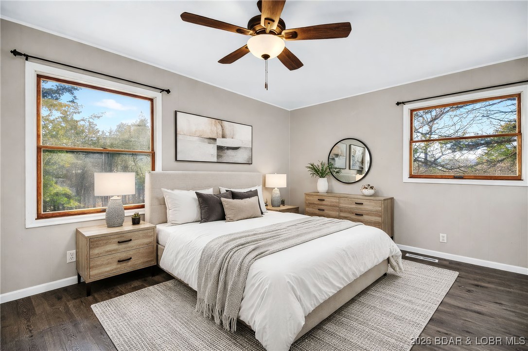 43 Good Neighbors Loop Camdenton, MO 65020 - Photo 26 of 68 Master Suite - Digitally Staged