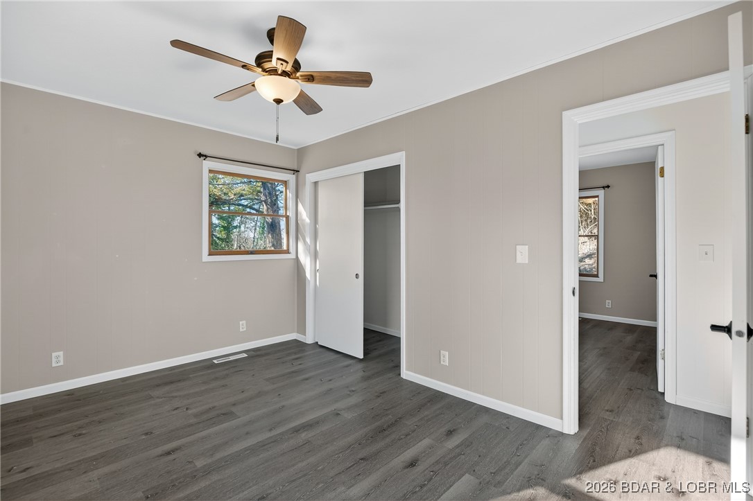 43 Good Neighbors Loop Camdenton, MO 65020 - Photo 31 of 68 Master Suite