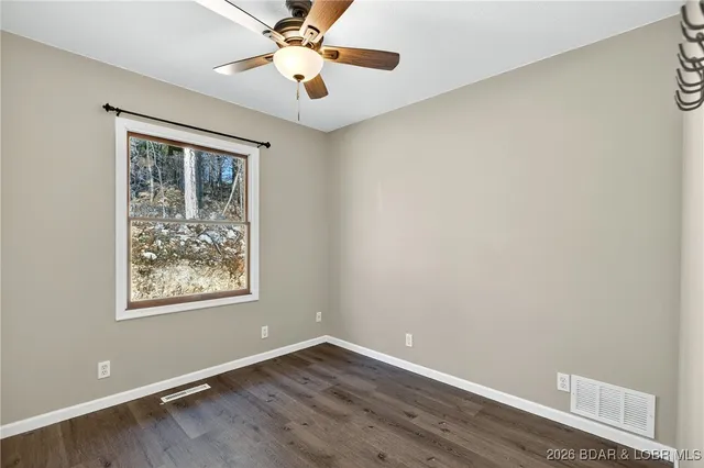 $349,900 | 43 Good Neighbors Loop, Camdenton, MO 65020