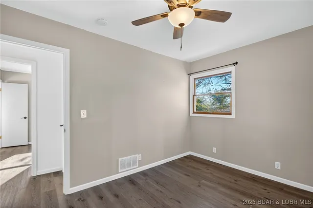 $349,900 | 43 Good Neighbors Loop, Camdenton, MO 65020