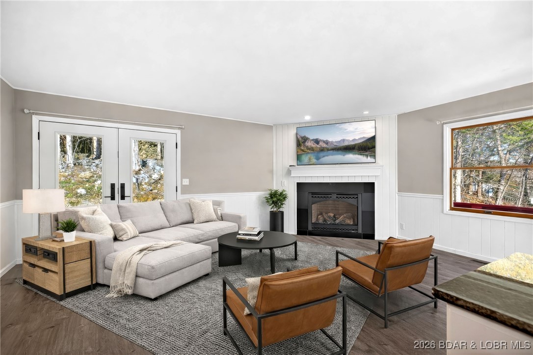 43 Good Neighbors Loop Camdenton, MO 65020 - Photo 4 of 68 Living Area - Digitally Staged