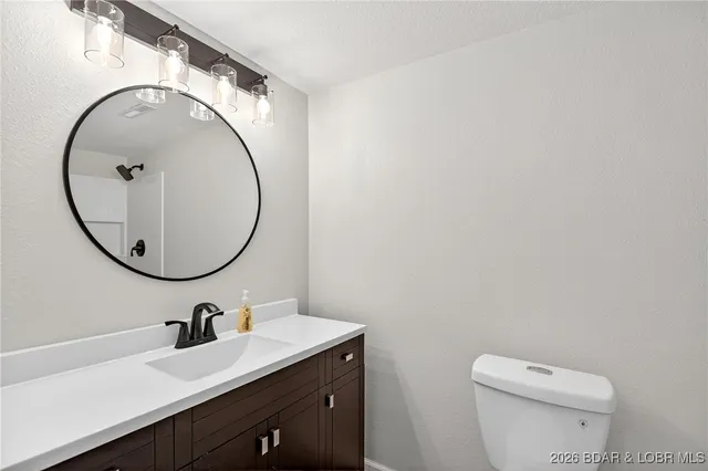 $349,900 | 43 Good Neighbors Loop, Camdenton, MO 65020