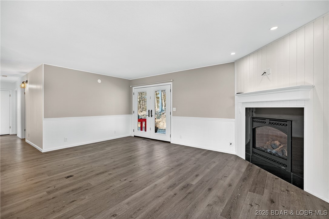 43 Good Neighbors Loop Camdenton, MO 65020 - Photo 8 of 68 Living Area