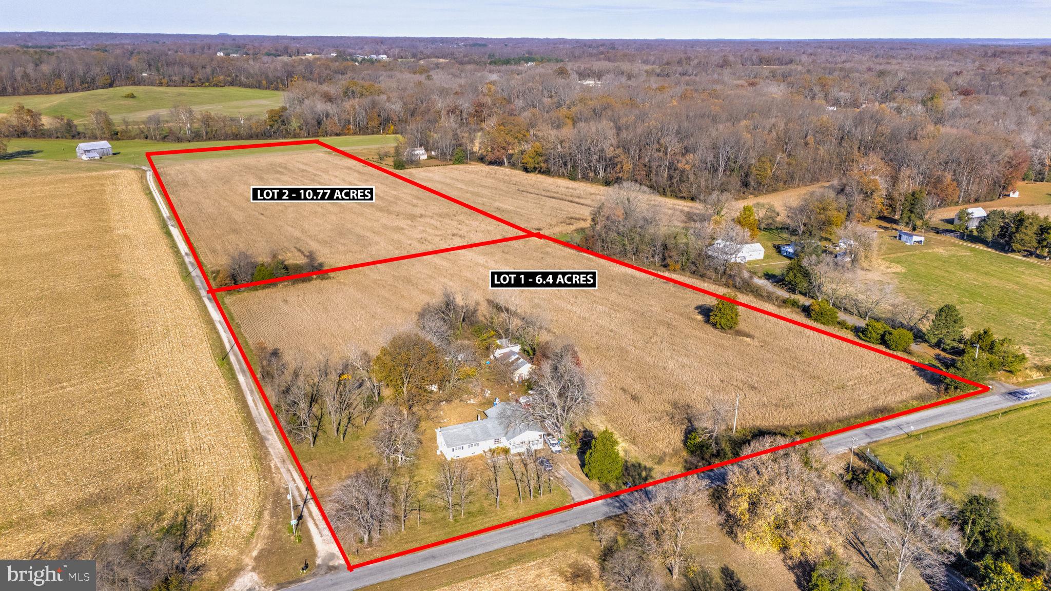 16400 Tanyard Road Upper Marlboro, MD 20772 - Photo 3 of 30 a view of a tennis court with a mountain