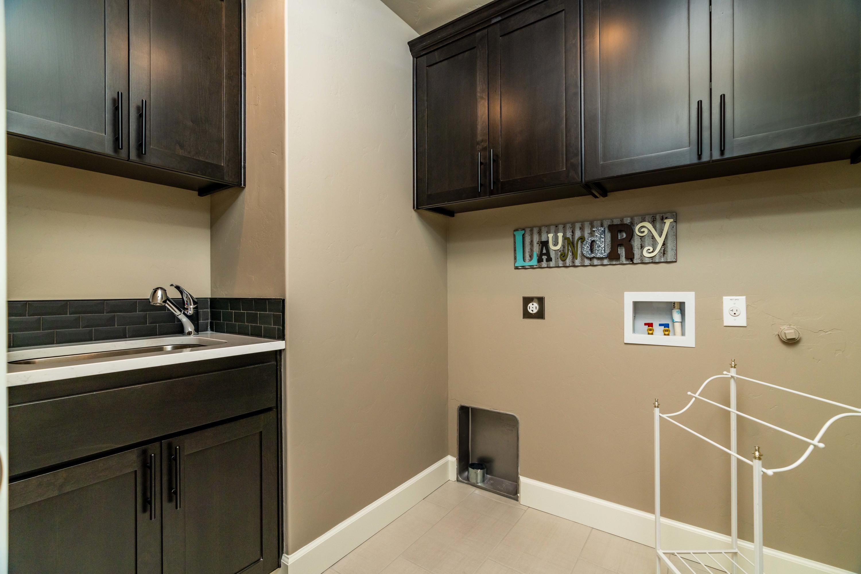20559 Rolen Avenue, Unit LOT 175 Bend, OR 97702 - Photo 30 of 41 Interior of finished home - finishes will vary