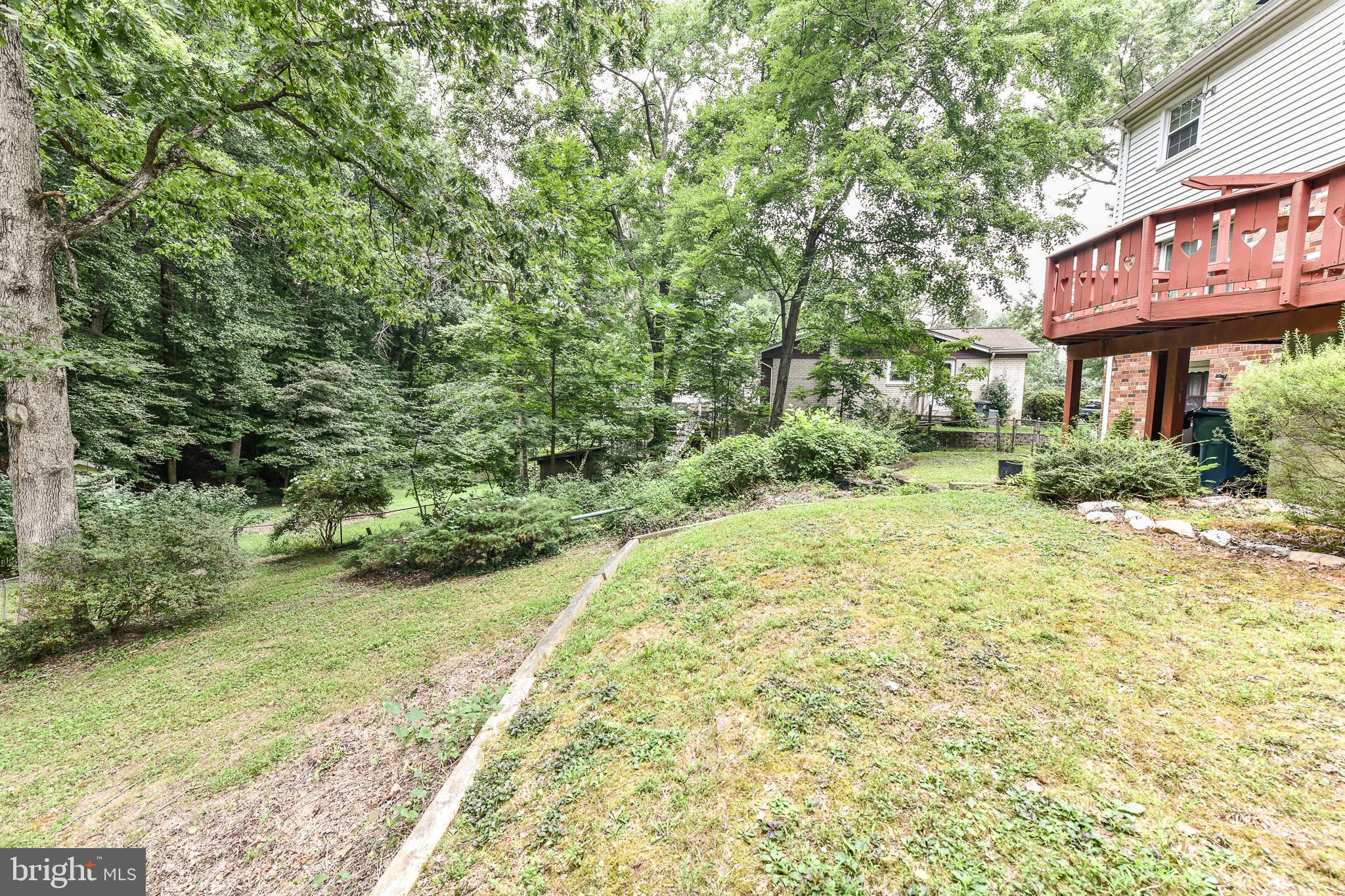 6614 Red Jacket Road Springfield, VA 22152 - Photo 23 of 26