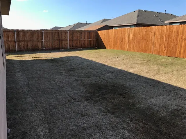 $2,150 | 216 Sunken Meadow Court, Denton, TX 76210