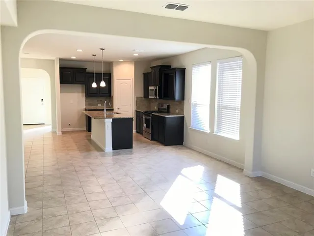 $2,150 | 216 Sunken Meadow Court, Denton, TX 76210