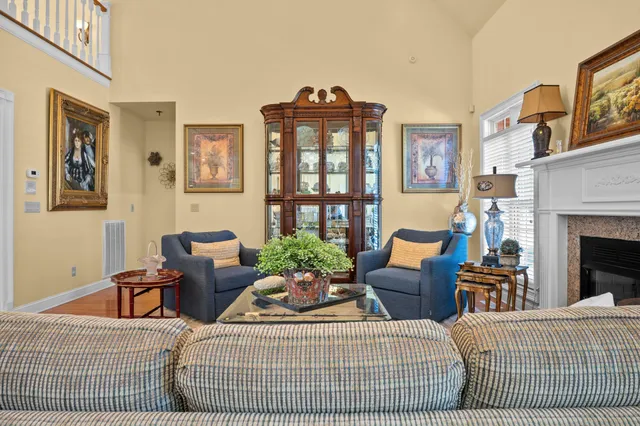 $695,000 | 825 Dennis Avenue, Jasper, TN 37347