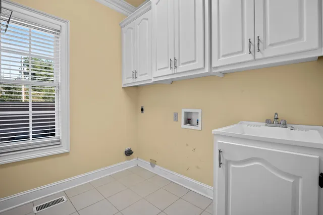 $695,000 | 825 Dennis Avenue, Jasper, TN 37347