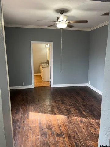 $1,595 | 803 South Vine Avenue, Tyler, TX 75701