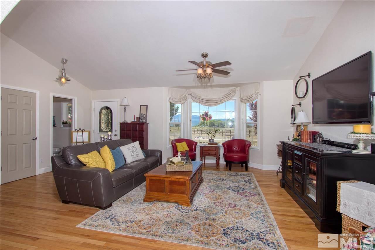 25 Kari Lane Smith, NV 89430 - Photo 11 of 29 Photo 11