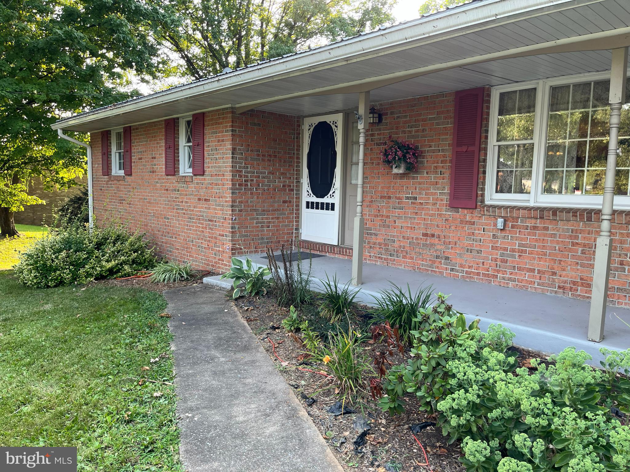 2389 Scotland Road Chambersburg, PA 17201 - Photo 2 of 46 Gallery Image 2