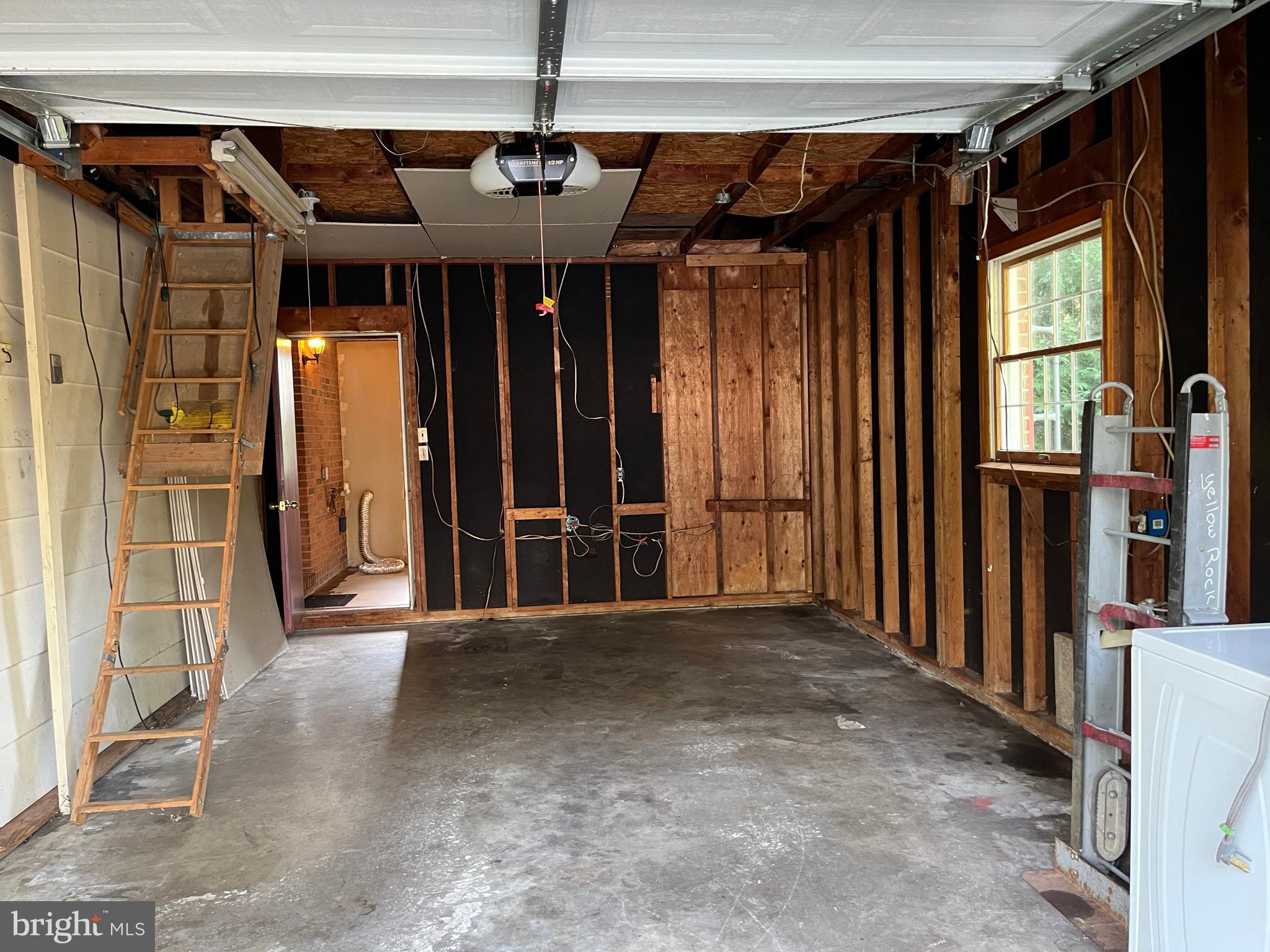 2389 Scotland Road Chambersburg, PA 17201 - Photo 34 of 46 Garage