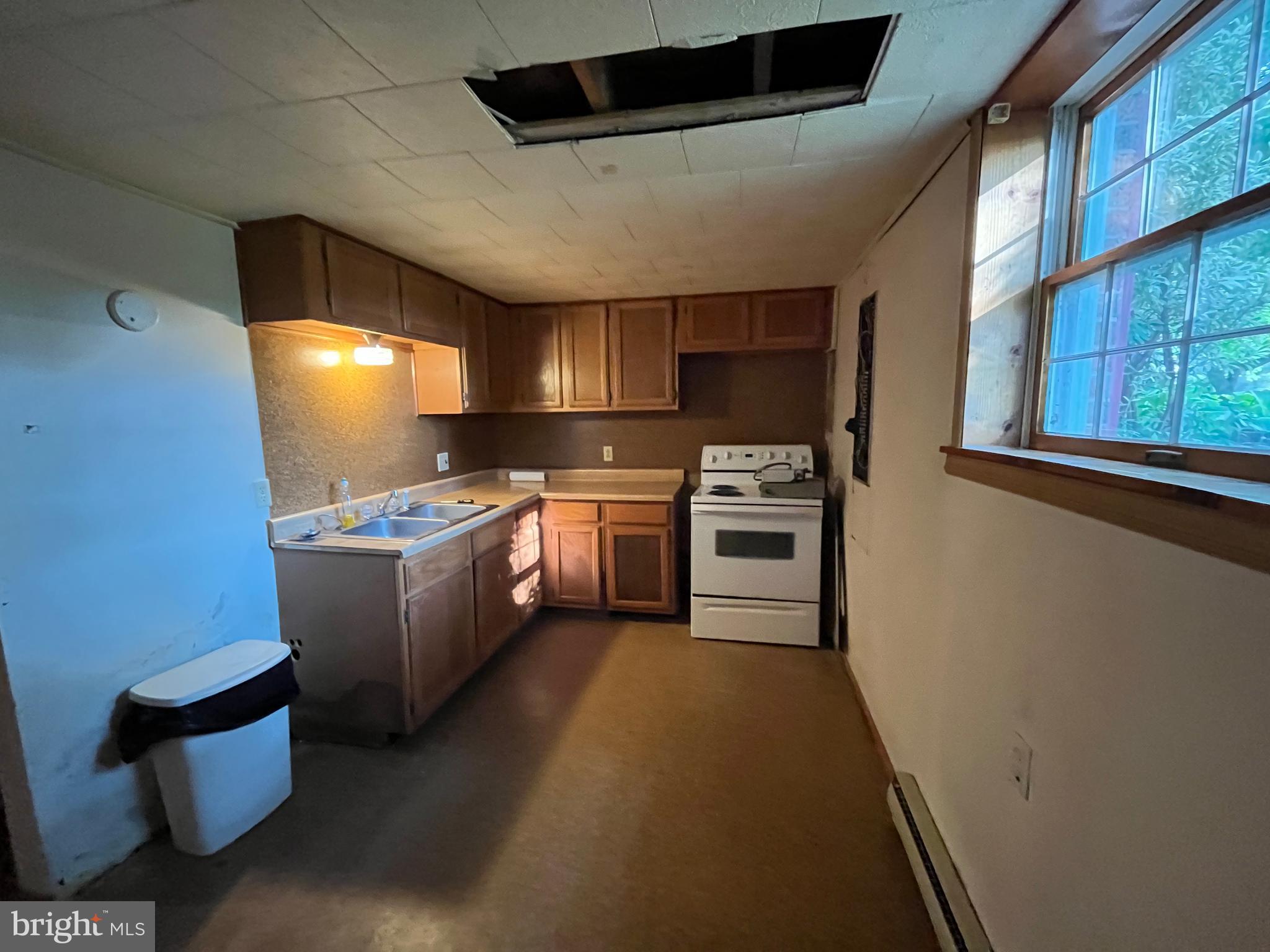 2389 Scotland Road Chambersburg, PA 17201 - Photo 38 of 46 Kitchen LL