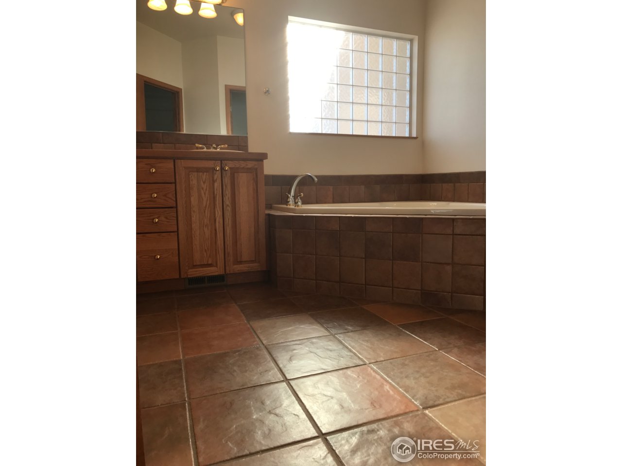 165 Ridge Road Eaton, CO 80615 - Photo 25 of 40 block galss light
