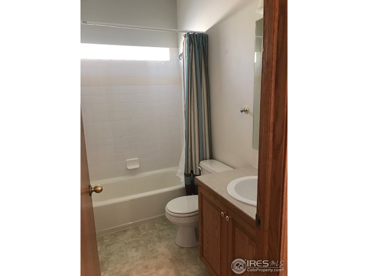 165 Ridge Road Eaton, CO 80615 - Photo 31 of 40 second bath (main)