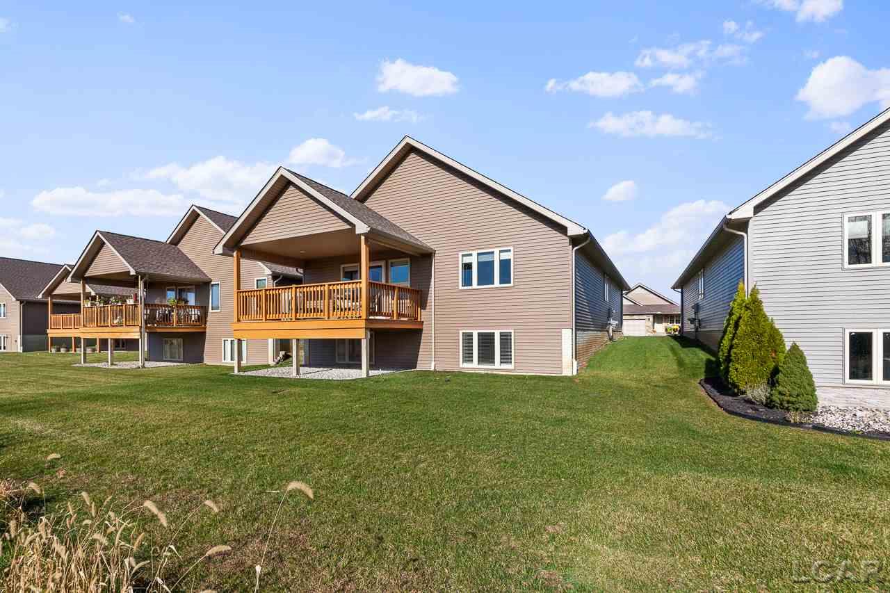 1020 Ridgeview Drive Tecumseh, MI 49286 - Photo 4 of 31