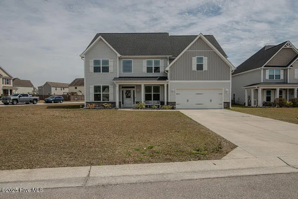 $2,500 | 301 Bear Run, Maple Hill, NC 28454