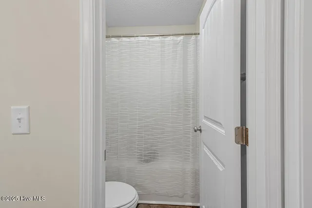 $2,500 | 301 Bear Run, Maple Hill, NC 28454