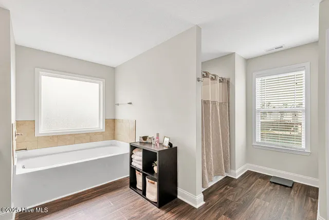 $2,500 | 301 Bear Run, Maple Hill, NC 28454