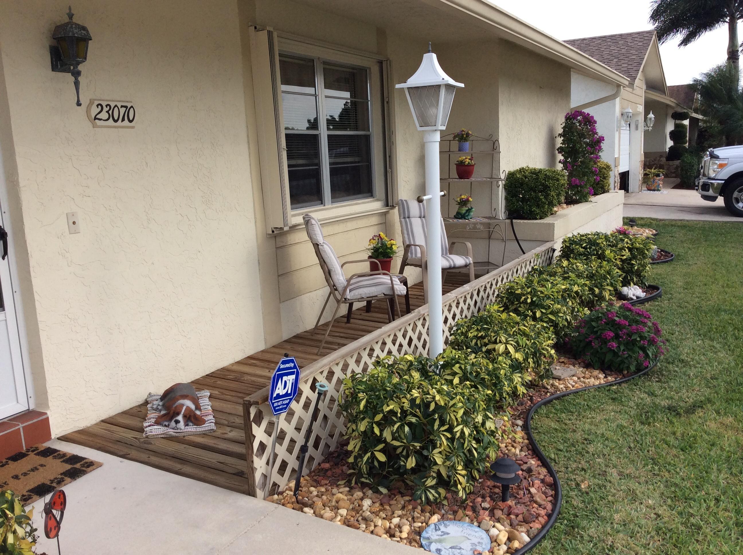 23070 Southwest 54th Avenue Boca Raton, FL 33433 - Photo 3 of 17 image